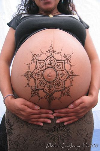 Festival Henna, Henna Belly, Belly Henna, Pregnant Belly Painting, Belly Art, Pretty Henna, Belly Tattoo, Pretty Henna Designs, Belly Painting