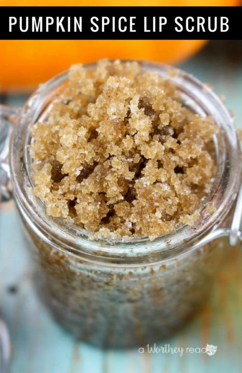 Pumpkin Spice Diy, Fall Lip Scrub Diy, Winter Lip Scrub Diy, Easy Lip Scrub Recipes, Pumpkin Lip Scrub, Fall Body Scrubs, Esthetic Business, Pumpkin Spice Sugar Scrub, Diy Lip Scrub