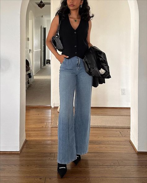 All Posts • Instagram Soft Glam Outfit, Glam Style Outfits, Aritzia Vest, Asia Jackson, Black Vest Outfit, Aritzia Outfit, Vest Outfits For Women, Glam Outfit, Future Outfit