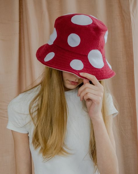 These beautiful mushroom bucket hats are available in my etsy shop: https://www.etsy.com/listing/1683365882 #buckethat #hats #mushroom #flyagaric #fantasy #forestfairy #fairy #pixie #forestwizard #cosplay #handmade #toad #toadhat #spots #winered #etsy Mushroom Bucket Hat, Mushroom Hat, Forest Fairy, Wine Red, Summer Hats, Bucket Hat, Stuffed Mushrooms, Etsy Shop, Hats