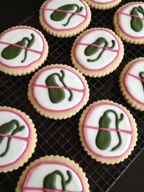 No More Gallbladder Cookies When My Brother Had His Gallbladder Removed!  He Got A Chuckle From This After His Surgery. Surgery Cookies, April Cookies, Gall Bladder Removal, Medical Cookies, Gallbladder Surgery, Gall Bladder, Cookies Decorated, Cute Cookies, Sugar Rush