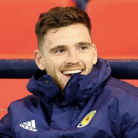 Andy Robertson, Sport Icon, Liverpool Fc, Football Players, Mens Fitness, Liverpool, Soccer, The Past, Take That