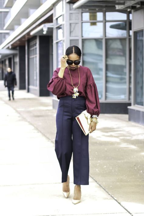 NAVY AND BURGUNDY Navy And Maroon Outfit, Burgundy And Navy Outfit, Navy And Burgundy Outfit, Burgundy Blouse Outfit, Chic Outfits Edgy, Navy Blue Outfit, Fall Color Trend, Maroon Outfit, Burgundy Blouse