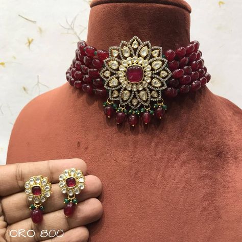 Maroon Choker, Wine Saree, Jewellery Choker, Kundan Choker Necklace, Kundan Choker, Wedding Outfit Ideas, Engagement Dress, Neck Choker, Kundan Necklace