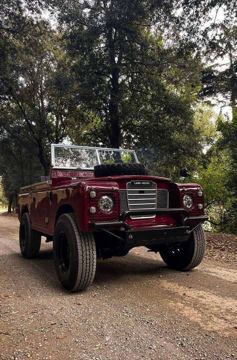 Land Rover Series 3 Modified, Land Rover Truck, Old Land Rover, Land Rover Classic, Vintage Land Rover, Land Rover Serie 1, Land Rover 88, Laferrari Aperta, Land Rover Series 3