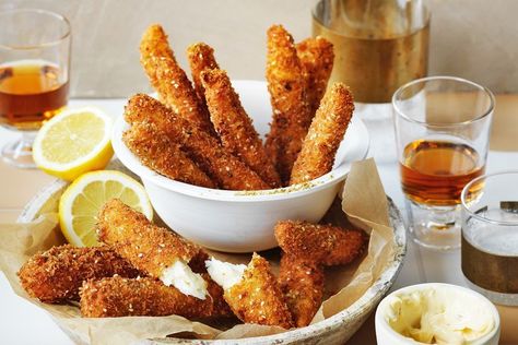 Dukkah haloumi fries with preserved lemon mayo Blw Lunches, What To Serve With Fish, Vegetarische Diners, Salmon Fillet Recipes, Children Cooking, Fish Fingers, Fish Finger, Firm Tofu, Fearne Cotton