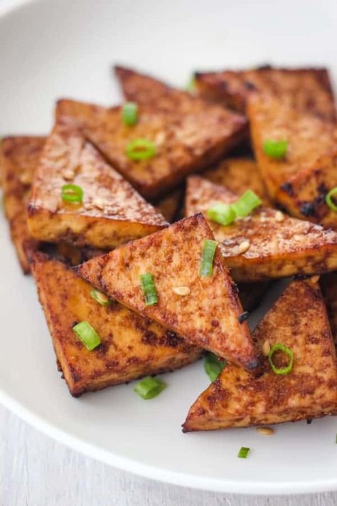 Toaster Oven Tofu - Use Your Broiler to Make Great Tasting Tofu Vegan Toaster Oven Recipes, Oven Tofu, Broiled Tofu, Harissa Tofu, Toaster Oven Recipes, Meatless Mains, Oven Meals, Gf Dinner, Vegetarian Ideas