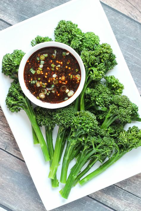 Steamed broccoli can be a real treat! You just need to season it up some and I don't mean ranch dressing for the millionth time! This healthy Korean BBQ dipping sauce is savory and delish. The flavorful Asian sauce gives some serious pep to simple broccoli. Even kiddos like this sauce! It is sweet and zesty but not super spicy. #koreanbbq #sidedish #homemadesauce #easy #fromscratch Sauce For Steamed Broccoli, Korean Bbq Dipping Sauce, Bbq Broccoli, Treetop House, Bbq Dipping Sauce, Korean Bbq Sauce, Broccoli Recipe, Asian Sauce, Homemade Condiments