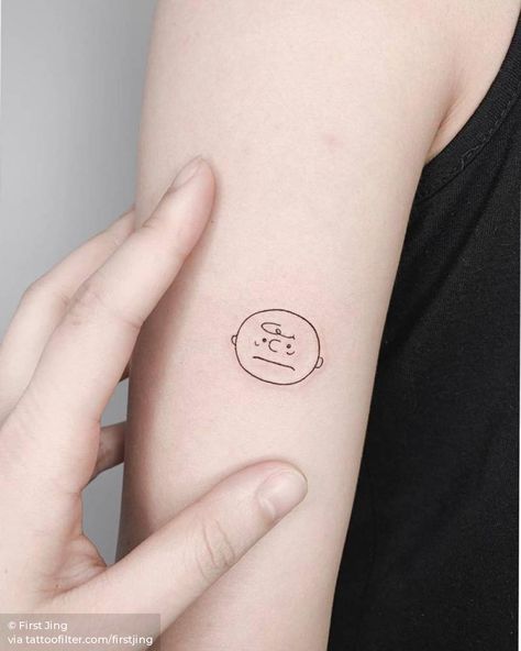 Linus Charlie Brown Tattoo, Charlie Brown Tattoo, Peanuts Tattoo, Homemade Tattoo Ink, Undercut Tattoos, Gold Tattoo Ink, Splatter Tattoo, Cartoon Line Art, Brown Tattoo Ink