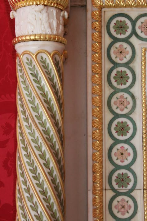 Art Nouveau Column, Edward The Confessor, Strawberry Hill House, Round Room, William Robinson, Horace Walpole, Robert Adam, Architecture Unique, Strawberry Hill