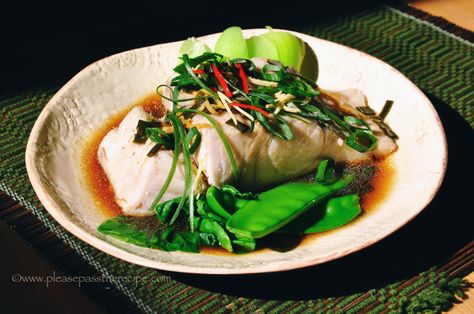 Steamed Barramundi, Onion Sauce, Spring Onion, Nutritious Meals, Meal Time, Seafood Recipes, Soy Sauce, Asparagus, Seafood