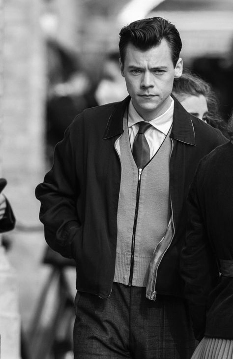 Harry Styles My Policeman, My Policeman, Style Header, Harry Styles Poster, Harry Styles Wallpaper, Louis And Harry, Harry Styles Pictures, Mr Style, Body Picture