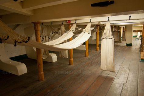 Pirate Ship Sleeping Quarters, Pirate Ship Crew Quarters, Ship Sleeping Quarters, Pirate Interior, Dnd Pirates, Pirate Oc, Century Boats, Captains Quarters, Wooden Model Boats