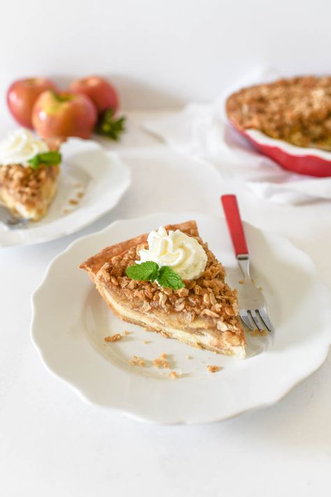 Cream Cheese Dutch Apple Pie Oatmeal Pie Crust, Pie With Cream Cheese, Dutch Apple Pie Recipe, Oatmeal Pie, Apple Cream Cheese, Dutch Apple Pie, Dutch Apple, Apple Cheesecake, Apple Pie Recipe