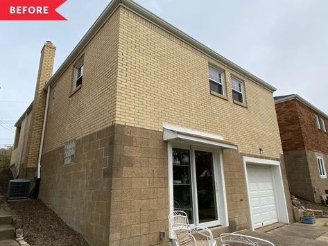 Before: Yellow-brown brick house exterior Brown Brick House Exterior, Yellow Brick House Exterior, Brown Brick Houses, Yellow Brick Houses, Outside Paint, Ranch Exterior, Brown Brick, Courtyard Gardens Design, Brick Ranch