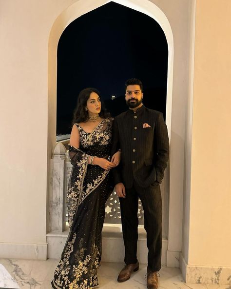 Allu (@aleena_oommen) • Instagram photos and videos Couple Matching Outfits Indian, Engagement Outfits Indian Couple, Engagement Outfits Indian, Couple Goal Photos, Traditional Dresses Indian, Big Modern Houses, Neha Singh, Designer Suits For Wedding, Engagement Dress For Bride