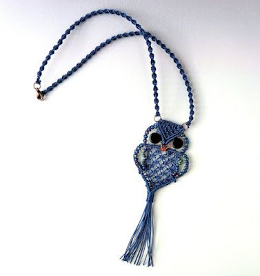 Macrame Owl Necklace, Owl Projects, Macrame Owls, Micro Macrame Jewelry, Macrame Colar, Macrame Owl, Metalsmithing Jewelry, Owl Earrings, Owl Patterns