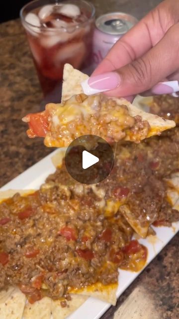 Destiny symone on Instagram: "Skillet nachos" Copycat Dennys Zesty Nachos, How To Make Nachos Chips Recipe, Ground Beef Nacho Dip, Skillet Nachos Recipe, Rotel Nachos Recipe, Loaded Nachos Recipe Beef, Simple Nachos Recipe, Rotel Nachos, Sheet Nachos