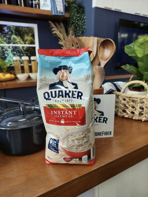 Want more fiber in your diet? Make it easy with Quaker Oats! – Jellybeans in the City Quaker Oatmeal, Business Nails, Quaker Oats, Caramelized Bananas, Oats Quaker, Instant Oatmeal, Fiber Rich Foods, Product Shoot, Canned Peaches