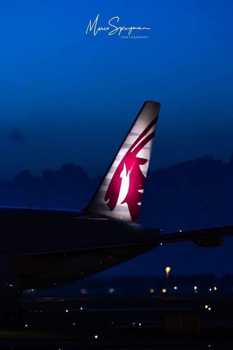 Qatar Airways Wallpaper, Airlines Aesthetic, Qantas Airlines, Airplane Wallpaper, Nice Photos, Private Jets, Boeing 777, Qatar Airways, 2024 Vision