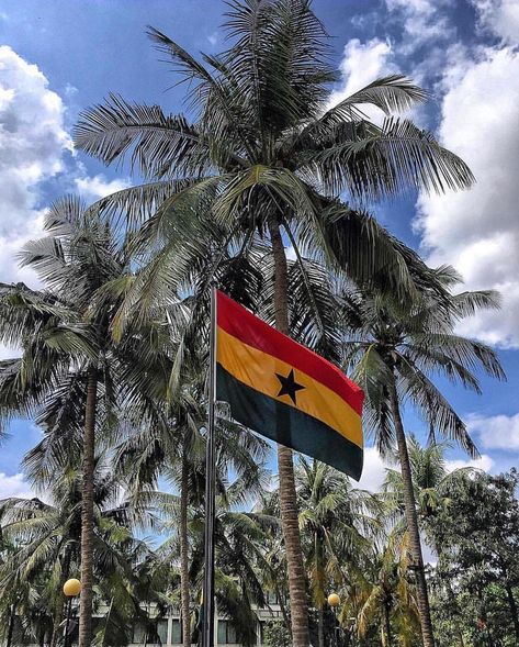 Ghana Flag Aesthetic, Ghana Wallpaper, Ghana Pictures, Ghana Aesthetic, Ghana Trip, Ghana Culture, Ghana Travel, Ghana Flag, Gold Cost