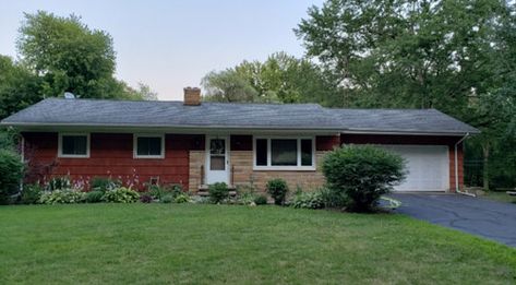 1980 Ranch House Exterior, 60s Ranch, Small Ranch House, Horizontal Siding, Replacing Siding, Ranch House Exterior, Ranch Exterior, Woodpeckers, Ranch Home