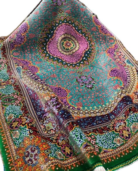 Persian Decor, Hiking Pictures, Art Deco Rugs, Room Deco, Hiking Backpack, Dream House Decor, Persian Carpet, Aesthetic Room Decor, Dream Home Design