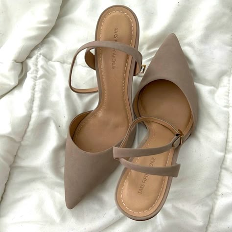 New Never Worn! Beautiful Suede Ankle Strap Can’t Buy Anymore!!! Comfort Heels Women, Cute Close Toed Heels, Women’s Casual Business Shoes, Old Money Style Shoes Woman, Fall Wedding Guest Shoes, Business Professional Shoes Women, Corporate Shoes Women, Work Shoes Women Comfortable, Professional Shoes Women