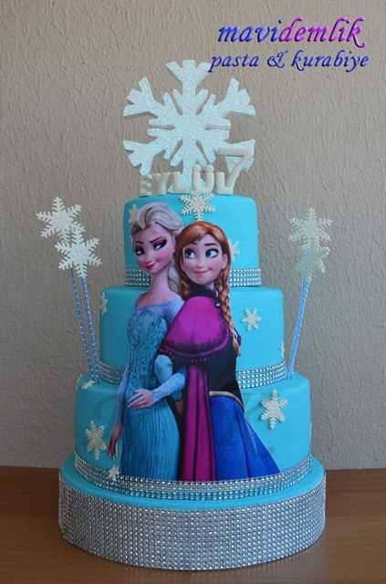 mavi demlik mutfağı- izmir butik pasta kurabiye cupcake tasarım- şeker hamurlu-kur: FROZEN KARLAR ÜLKESİ ELSA VE ANNA PASTASI Elsa Ve Anna, Pastel Frozen, Elsa Cakes, Elsa Frozen, Cupcake, Frozen, Birthday Cake, Pasta, Pastel