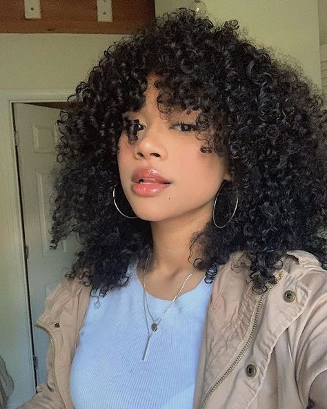 Colored Curly Hair, Curly Hair Extensions, Curly Hair Inspiration, Peruvian Hair, Curly Hair Tips, Curly Hair Cuts, Grunge Hair, Curly Girl, Aesthetic Hair