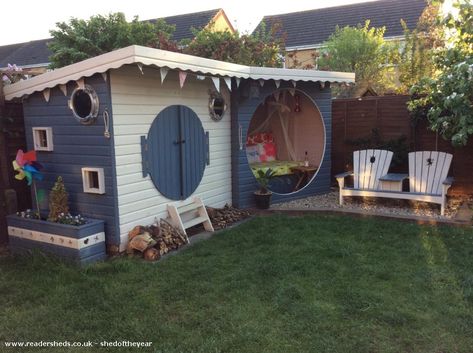 "The playpod shed" An entrant in the 2017 Shed of the Year Awards Cube Makeover, Shed Of The Year, Rainbow Garden, Sofa Bed Office, Sensory Garden, Bed Office, She Shed, Garden Shed, Keep Your Cool