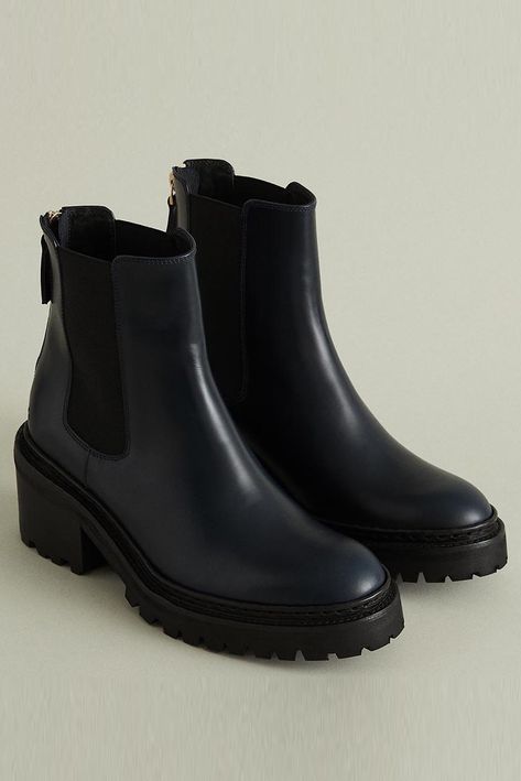 11 women's winter boots that are snow- and ice-ready | Stylish pairs that can stand up to this season — and all from your favourite Canadian brands. Want Apothecary Want Les Essentiels Valdez Leather High Block Heel Chelsea Boot Chelsea Boots Women Outfit, Elegant Winter Shoes, Winter Shoes Women, Winter Chelsea Boots, Cute Winter Boots, Winter Boots Women Waterproof, Heeled Lace Up Boots, Women's Winter Boots, Winter Boots Outfits