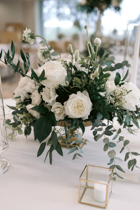 White Roses With Eucalyptus Centerpieces, Green And White Roses Wedding, Green And White Roses Centerpieces, Wedding Florals Greenery And White, White Green Wedding Flowers Centerpieces, Greenery White Flowers Wedding, Wedding Decorations White And Green Floral Arrangements, White Wedding Circle Arch, White Roses And Eucalyptus Wedding