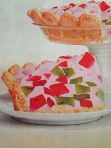 My Life Atomic - Modern Life as a 1950's Housewife: 1957 Special Valentine Family  Dessert Recipes #vintage #recipe #jello #1950s Graham Dessert, Family Dessert Recipes, Texas Sheet Cake Recipe, Retro Desserts, Retro Dishes, Family Desserts, Gelatin Dessert, Sheet Cake Recipes, Vintage Dessert