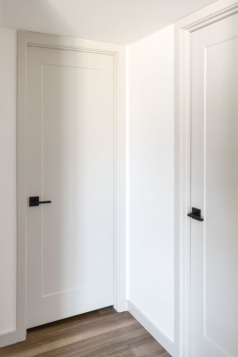 Interior Door Black Hardware, Interior Doors With Black Hardware, Interior Doors And Hardware, Interior Doors White, Mcgee Interior Doors, Interior Design Doors Modern, Doors Hallway, Off White Interior Doors, Door Inspiration Interior