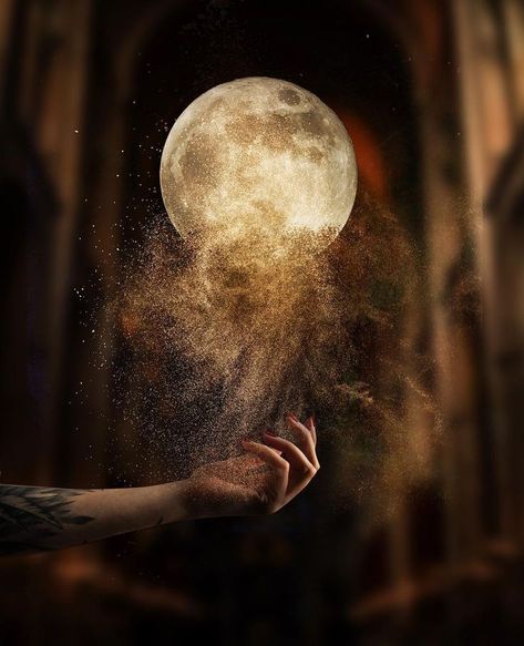 Spirit World Art, Power Ideas, Photographie Portrait Inspiration, Magic Aesthetic, Moon Photography, Dating Games, Beautiful Moon, Fantasy Aesthetic, Arte Fantasy