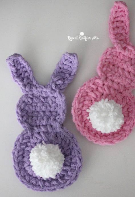 Bernat Bunny Crochet Applique - Repeat Crafter Me Easter Crochet Patterns Free, Appliques Au Crochet, Crochet Applique Patterns Free, Spring Crochet, Repeat Crafter Me, Bernat Blanket, Crochet Bunny Pattern, Easter Crochet Patterns, Bunny Crochet