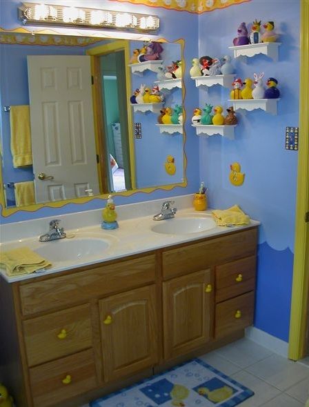 Do you  want a bathroom like this? Ducky Bathroom, Rubber Ducky Bathroom, Rubber Duck Bathroom, Duck Bathroom, Finished Bathrooms, Bathroom Themes, Organizing Hacks, Rubber Ducks, Bathroom Design Decor