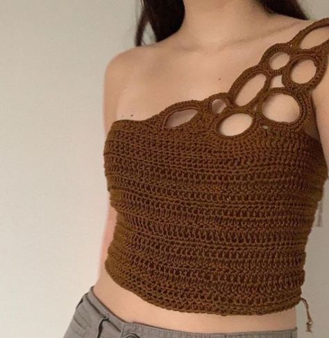 ig creds: withlovebysay Brown Crochet, Sewing Projects Clothes, Freeform Crochet, Top 4, Egyptian Cotton, Baby Knitting Patterns, Crochet Fashion, Summer Tops, Crochet Lace