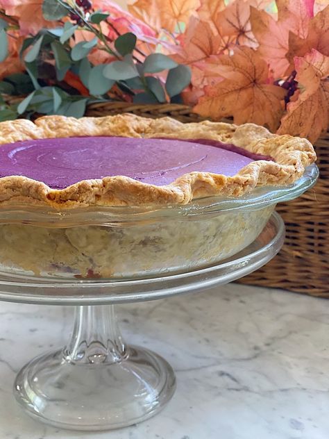 Purple Sweet Potato Dessert Recipes, Ube Pie Recipe, Ube Pie, Purple Sweet Potato Recipes, Easy Sweet Potato Pie, Purple Sweet Potato Pie, Sweet Potato Pie Recipe Easy, Purple Pie, Caramel Apple Pie Recipes