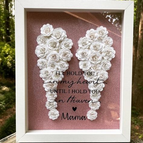 Sympathy Shadow Box Ideas, Personalized Shadow Box Ideas, Shadow Boxes Memory, Shadow Box For Passed Loved Ones Diy, Shadow Box Memorial Ideas, Memorial Shadow Box Ideas Dads, Paper Flowers Shadow Box Ideas, Mom Shadow Box Ideas, Shadow Box Frames Ideas