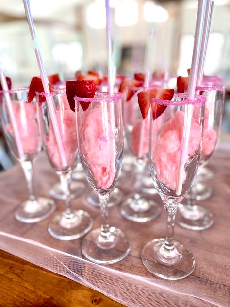 Cotton Candy Mocktail, Pamper Party Ideas, Champagne Ideas, Cotton Candy Drinks, Cotton Candy Cocktail, Adult Tea Party, Relaxing Spaces, Party Ideas For Adults, Cotton Candy Champagne