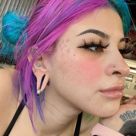 I got white sparkles tattooed on my face 2 years ago! I loved them they were cute 🤌 but I honestly liked it more while the stencil was… | Instagram Sparkles Face Tattoo, Sparkle Neck Tattoo, White Tattoo Face, Dainty Face Tattoos For Women, Sparkle Face Tattoo, White Ink Face Tattoo, White Face Tattoo, Cute Face Tattoos, Star Face Tattoo