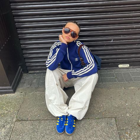 All Posts • Instagram Retro Adidas Jacket, Adidas Jacket Outfit, Adidas Vintage Jacket, Satin Blouse Outfit, Of Captions, Women In Their 40s, Street Style Outfits Casual, Jacket Outfit Women, Chica Cool