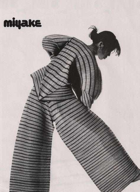 Irving Penn, Striped Two Piece, Archive Fashion, Design Textile, Mode Inspo, Issey Miyake, Photography Inspo, Art Direction, Editorial Fashion