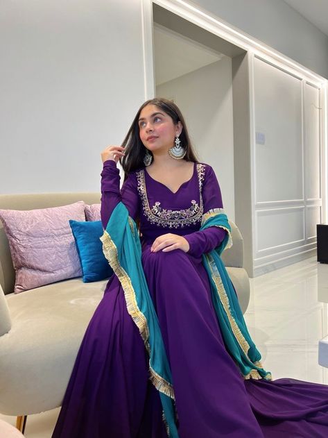 Suit Neck And Back Designs, Purple Colour Suit Design, Purple Suit Design For Women, Purple Combination Outfits Indian, Purple Dress Indian, Purple Suit Women Indian, Purple Colour Combinations, Purple Anarkali, Anarkali Suits Designer