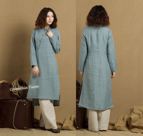 [Christmas Gift] Buy 2 or more items and receive 10% OFF one item! Please use promo code love10. Buy $500 and get 15% per item! Please use promo code “love15” long linen tunic with exquisite buttons romantic royal style. two pockets. handmade buttons. longsleeve, suitable for chilly days. made of washed linen. Size:You may pick a size from the standard sizes below. •SIZE XS (US 0-2, UK 6-8, Italy 36-38, France 32-34) bust: fits bust around 32.5”-33.5” / 81-85 cm waist: fits waist aro... Winter Blouse, Knit Dress Pattern, Winter Blouses, Calligraphy Artwork, Linen Tunic Dress, Tunic Designs, Rohit Bal, Fashion Corner, Salwar Kamiz