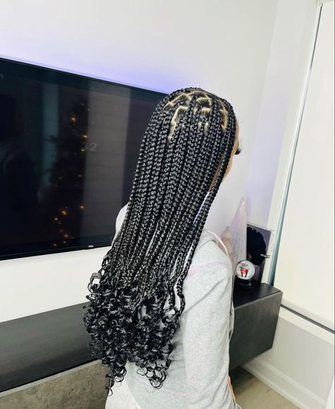 Box Braids Medium Length, Bday Hairstyles, Women's Haircut, Medium Hair Braids, Medium Box Braids, Honest Reaction, Short Box Braids Hairstyles, Vacation Hairstyles, Big Box Braids Hairstyles