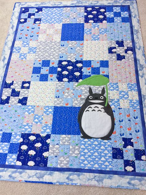 Confused Kitty Sewing - Totoro Quilt Totoro Crafts, Totoro Diy, Choly Knight, Totoro Plush, Block Layout, Sea Quilt, I Spy Quilt, Cute Sewing Projects, Crochet Blanket Designs