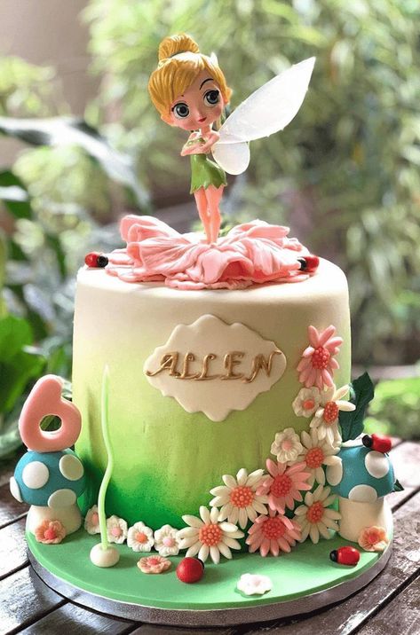 Tinkerbell Theme Cake, Fairy Theme Cake Design, Tinker Bell Cake Ideas, Tinkerbell Cake Design, Tinkerbell Birthday Theme, Birthday Cake Tinkerbell, Tinkerbell Cake Ideas, Tinkerbell Birthday Cakes, Tinkerbell Party Theme